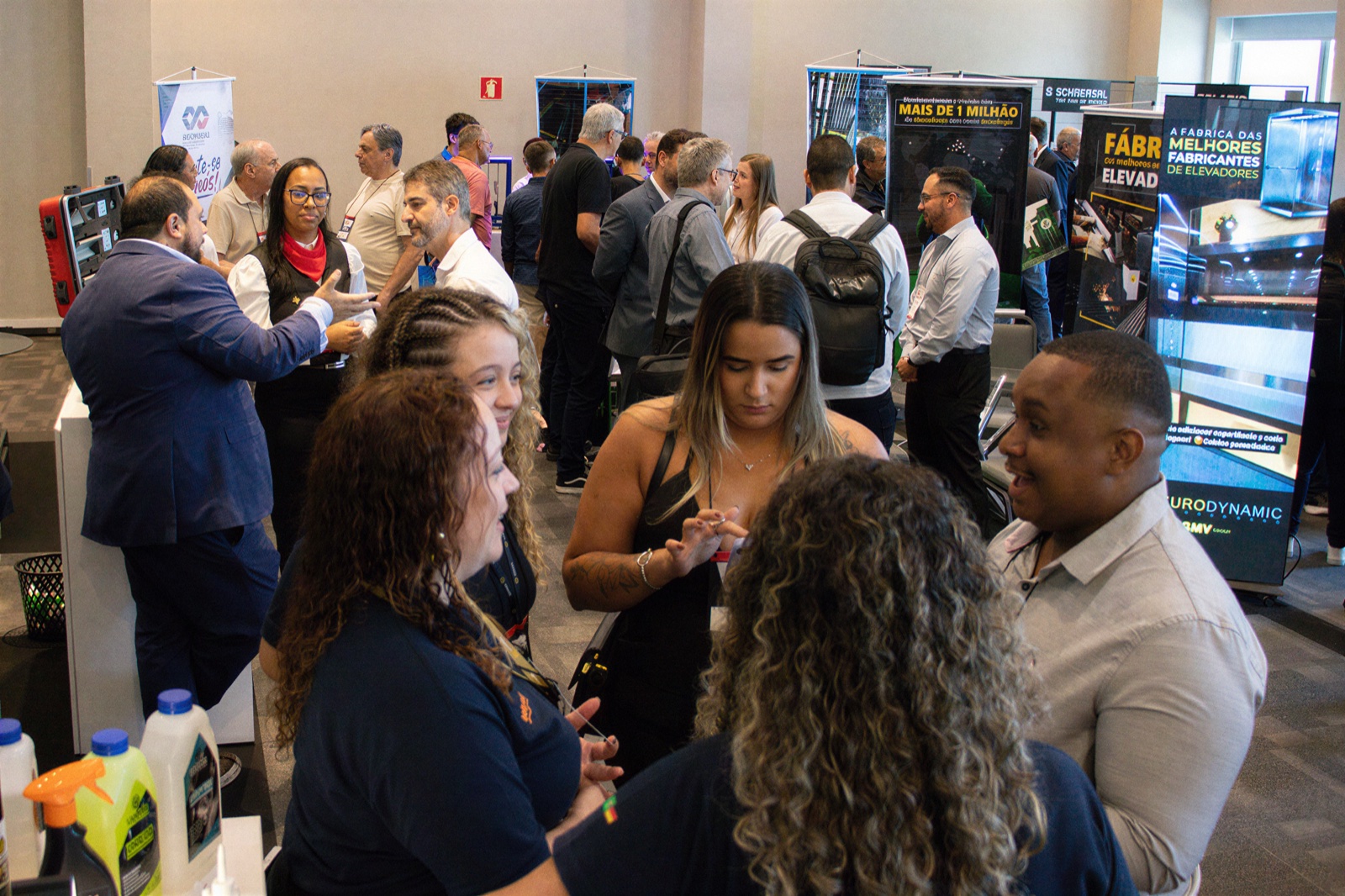 Networking entre profissionais na Lift Road Show
